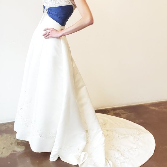 Alfred Angelo Sapphire Blue Empire Waist Wedding Dress size 10 - Picture 3 of 10